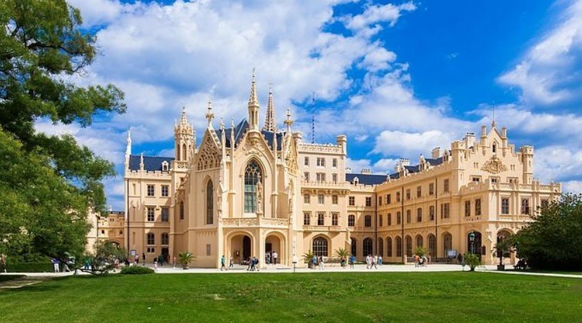Zámek Vsisko, Velký Týnec, Czechia, Czech Republic (Czechia)